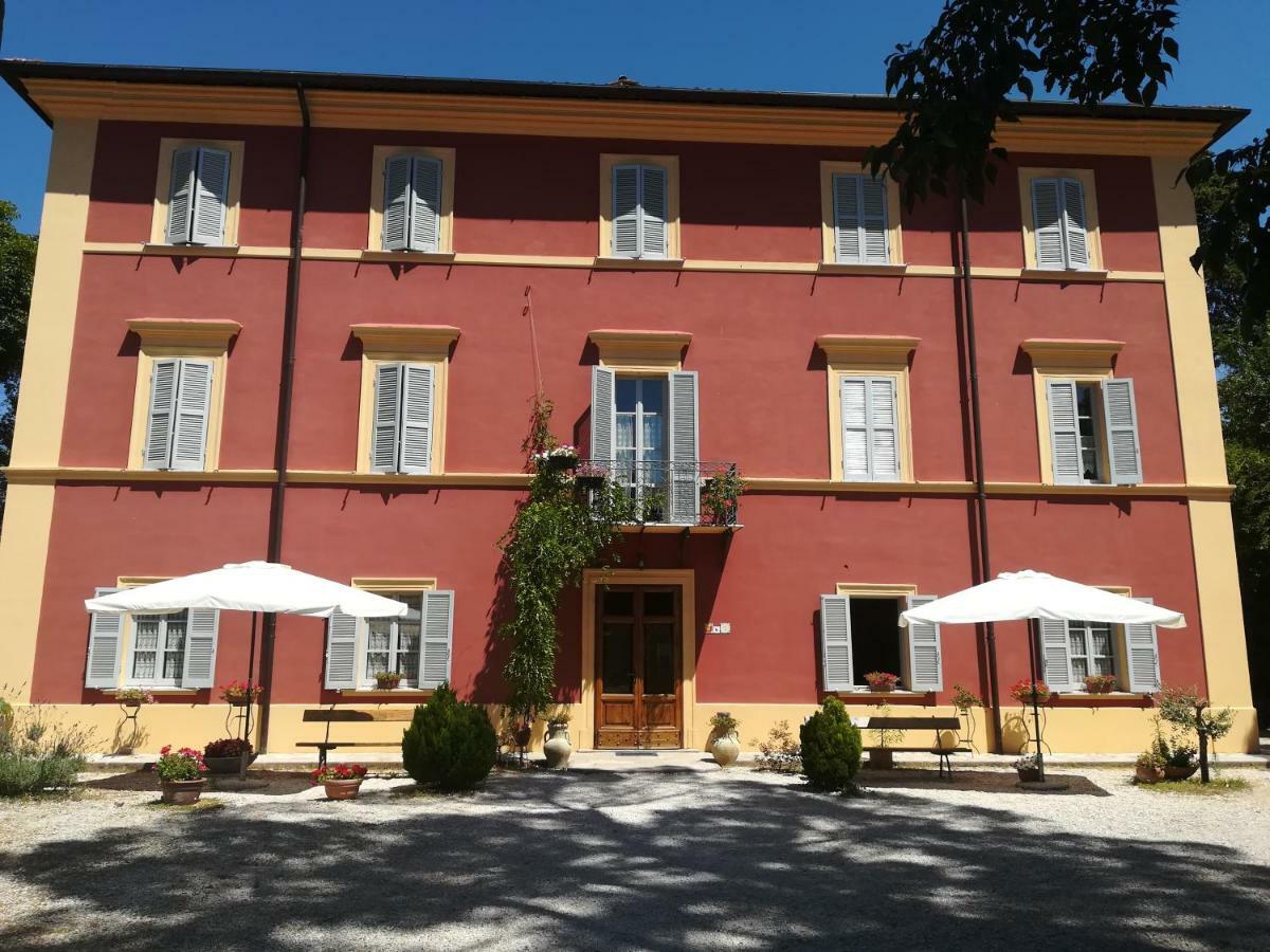 Ostello Villa FranceschiniContigliano エクステリア 写真